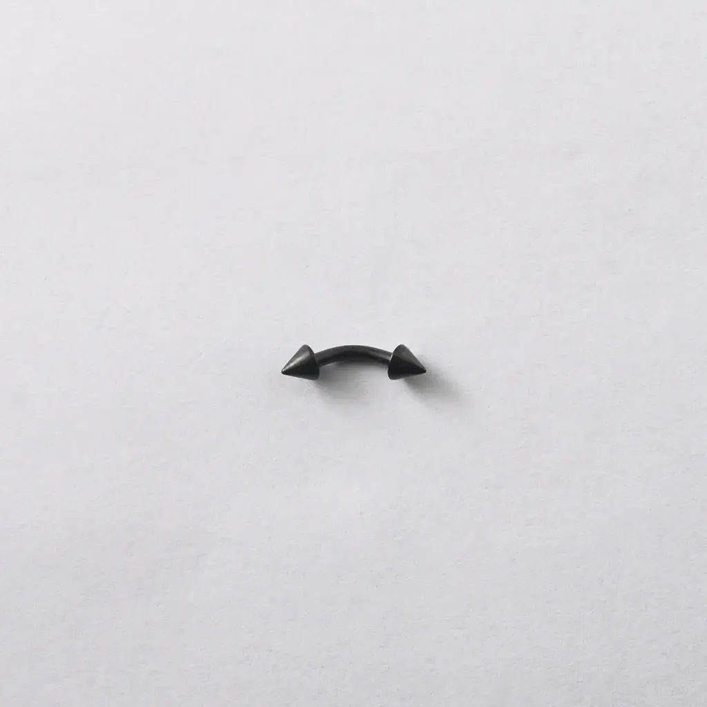 Пірсинг мікробанан з шипами Titanium 16 G чорний