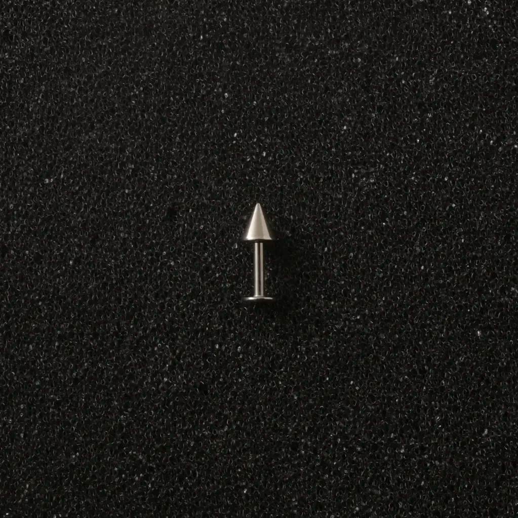 Пірсинг лабрет з шипом 16 G