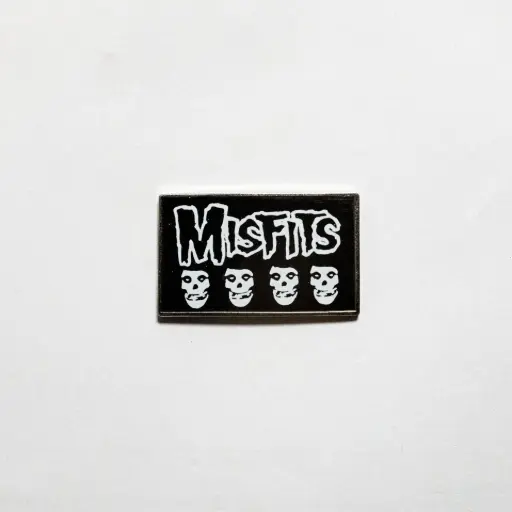 [12036] Пін Misfits Skull