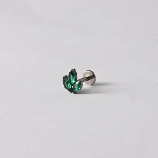 [964] Пірсинг лабрет кластер з каменем Titanium 16 G